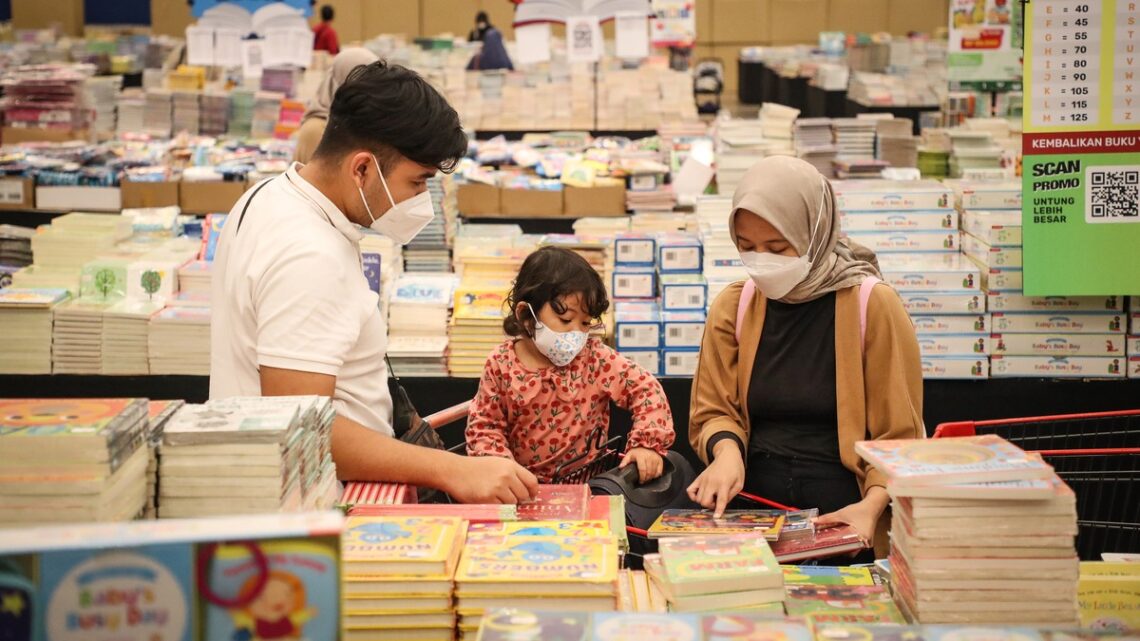 Mengoleksi Buku