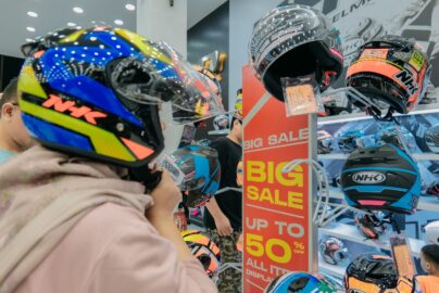 Ilustrasi diskon helm untuk artikel Jakarta Fair 2026: Diskon Helm Hingga 50%