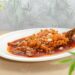 Ilustrasi ikan tongkol pedas manis untuk artikel Ikan Tongkol Pedas Manis Ala Rumahan, Kuah Segar dan Bumbu…